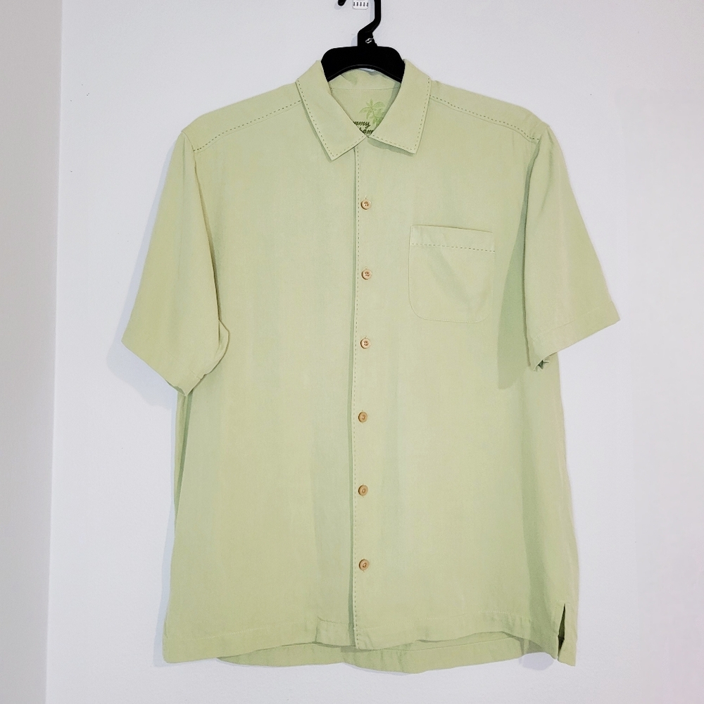 Tommy Bahama Men's Tortola 100% Silk Short Sleeve Green Button Up Shirt. Size S